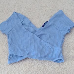 Blue cropped cross tee